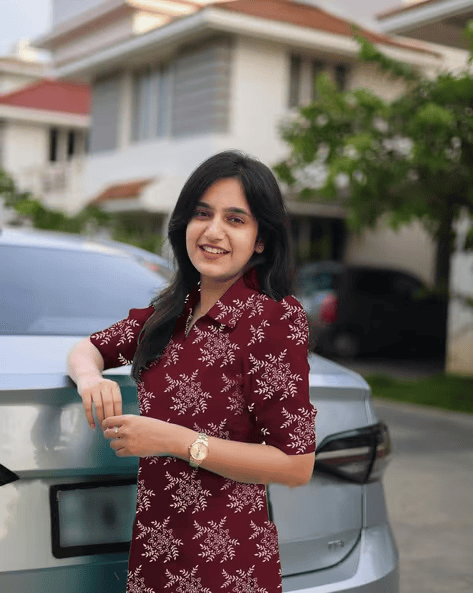 Women Floral Print Straight Kurti - Image 2